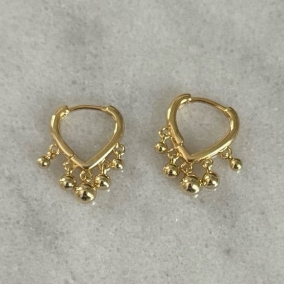 Gold Beaded Tassel Triangle Hoop Earrings Brand New - Picture 4 of 4